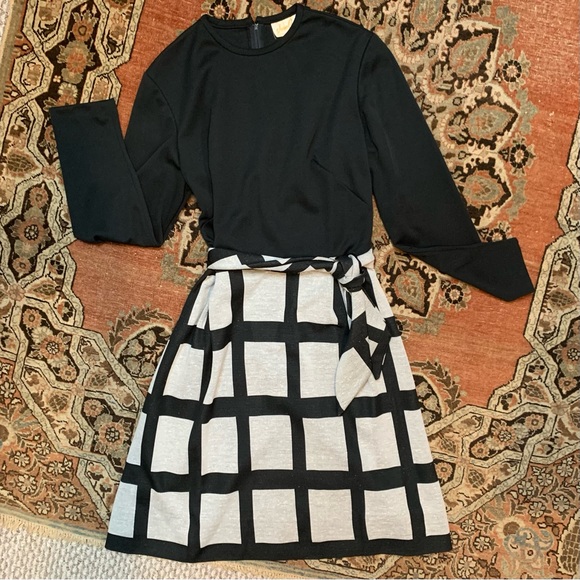 Vintage Dresses & Skirts - 60s Vintage Joan Curtis Long-Sleeve Mini Dress